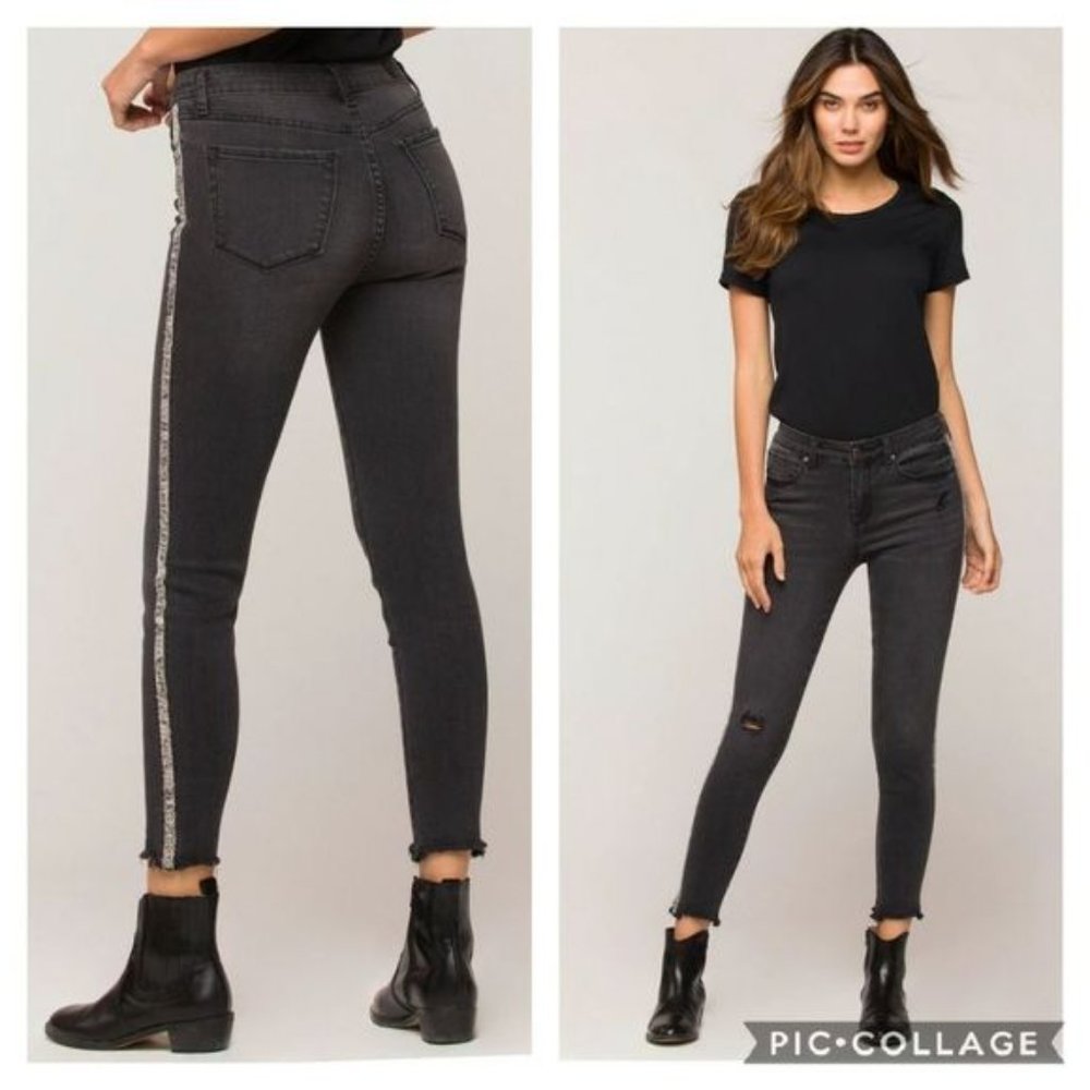 Velvet Heart Alisia Snake Stripe Skinny Jean Size 28